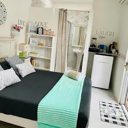 Cozy Tiny Studio Acasadialexplayadelcarmen